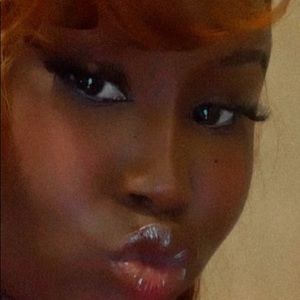 Meet your Posher, Ayak